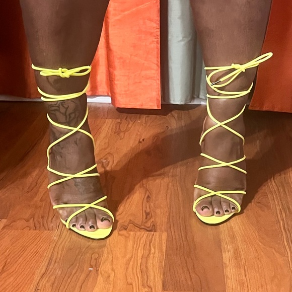 New - Picture 2 of 2